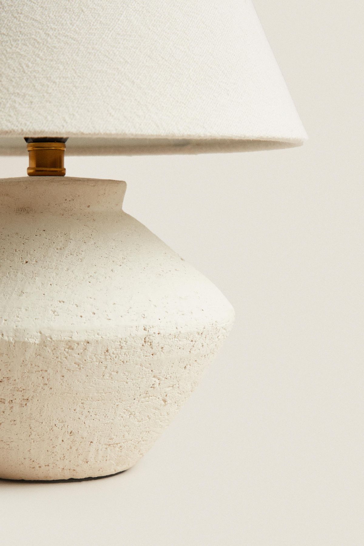 Mira Table Lamp