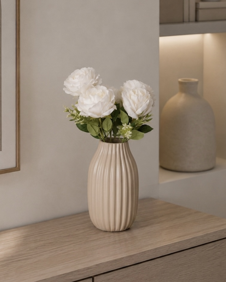 Aura Vases